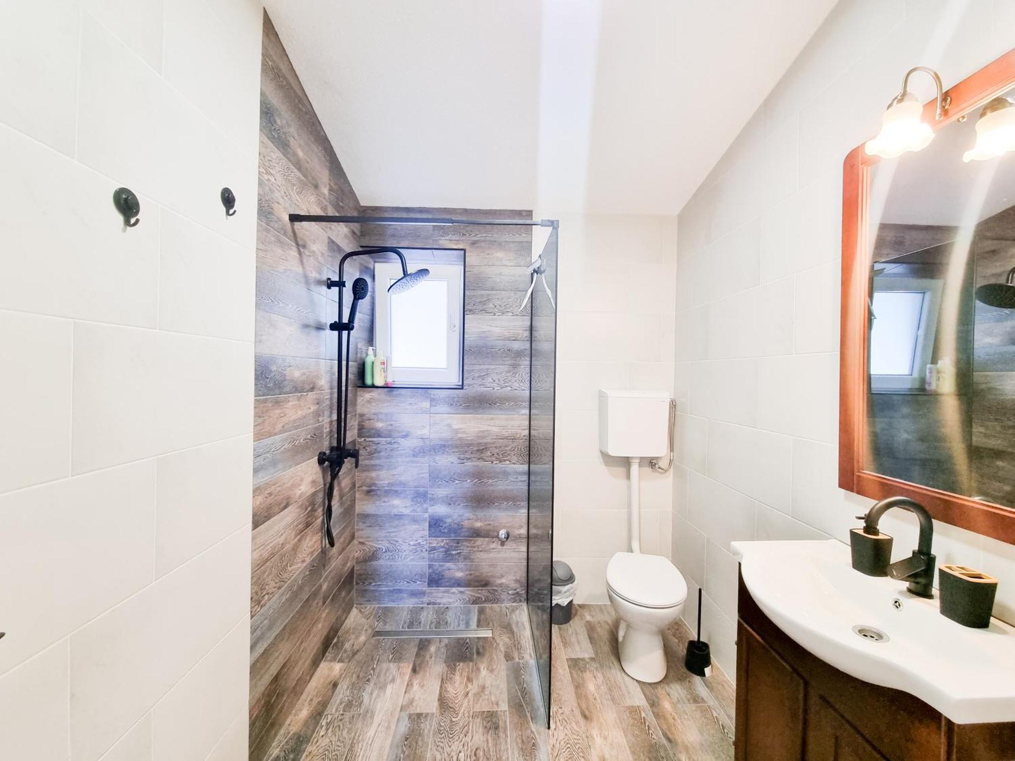 Apartmani 1 Pinezici Εξωτερικό φωτογραφία