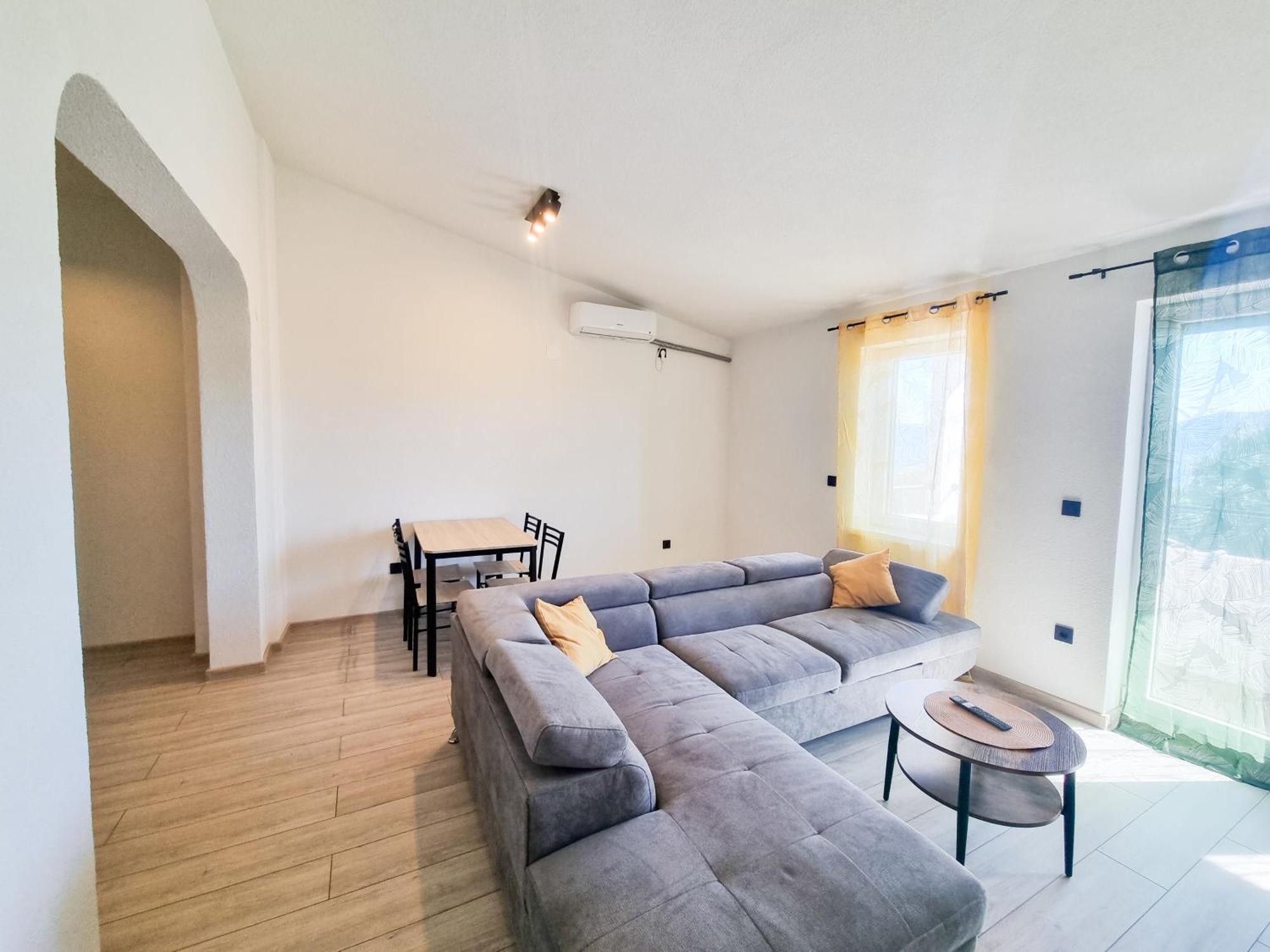 Apartmani 1 Pinezici Εξωτερικό φωτογραφία