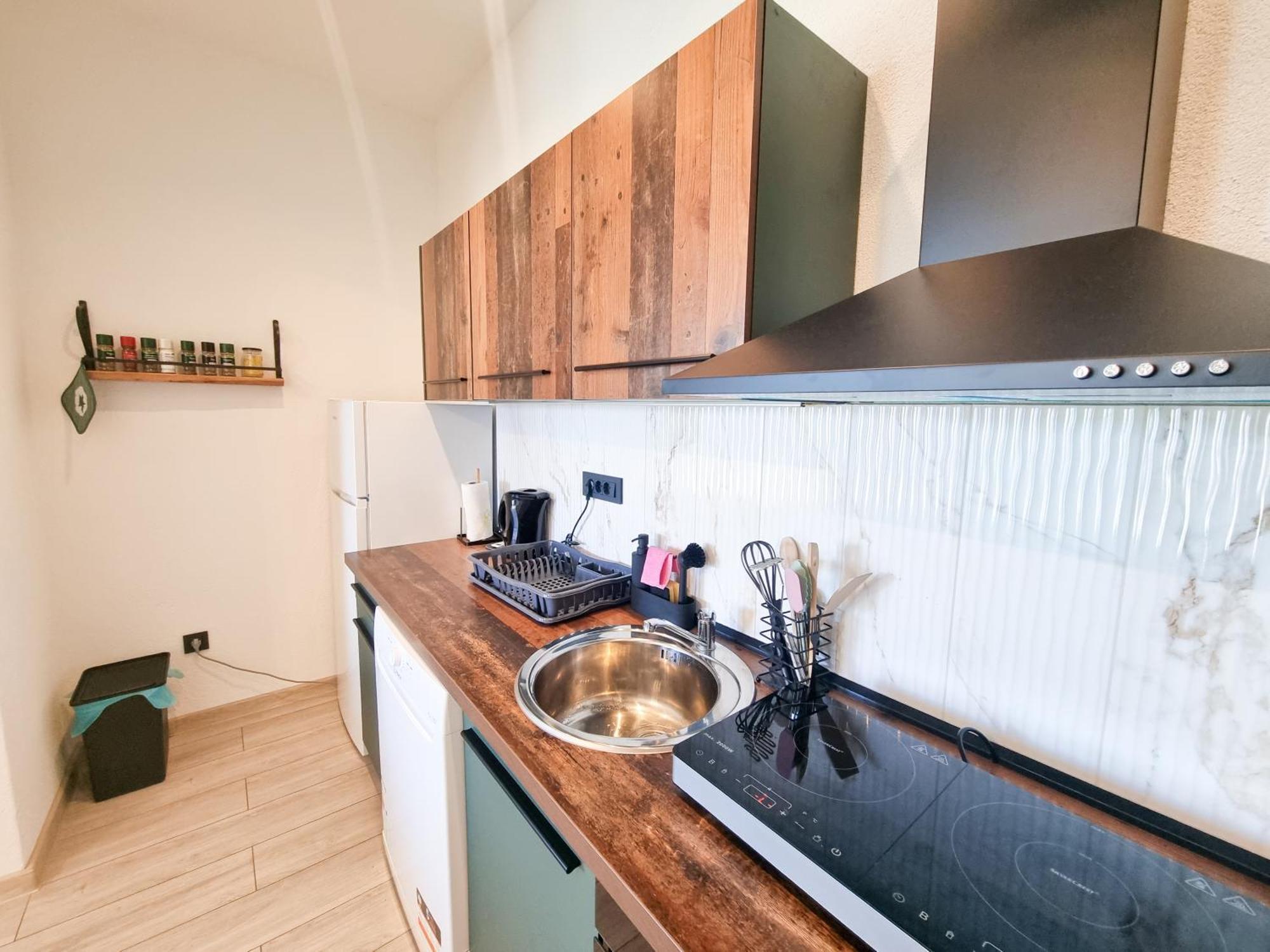 Apartmani 1 Pinezici Εξωτερικό φωτογραφία